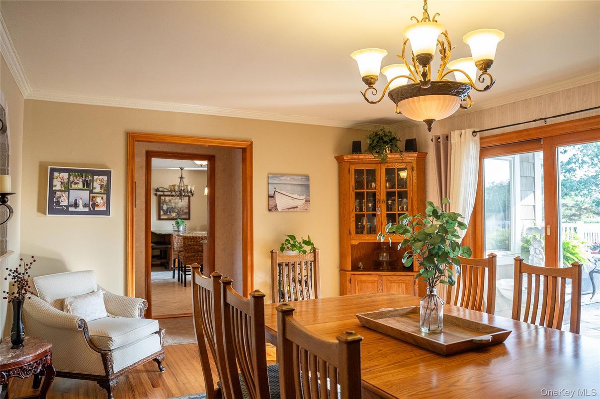 Chandelier, Dining room, Interior, Wood Texture Flooring