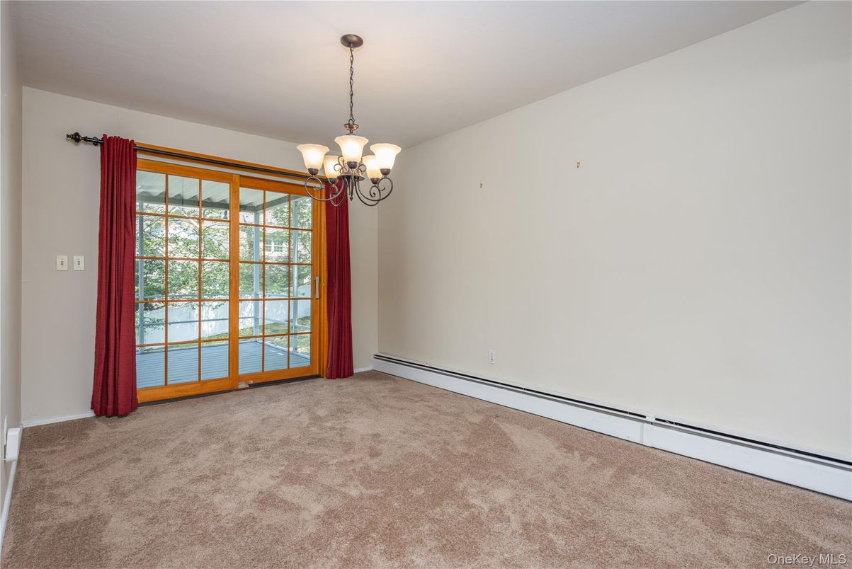 Chandelier, Empty room, Interior