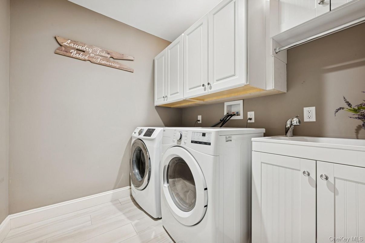Interior, Washer
