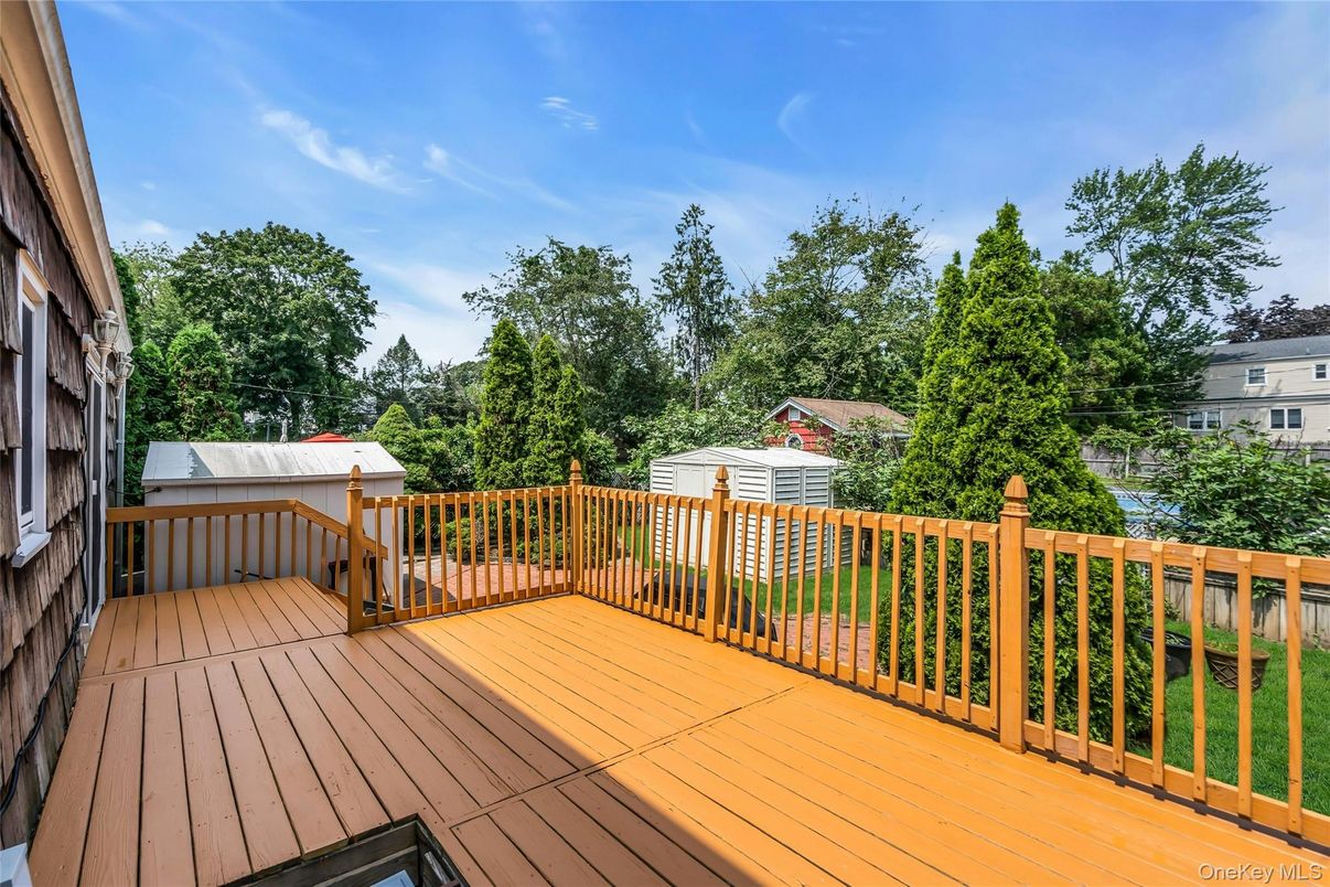 Exterior, Wood Texture Flooring