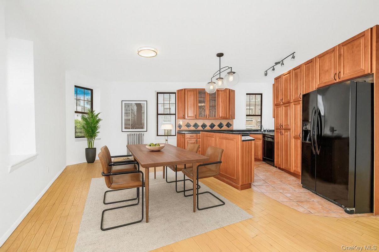 Dining room, Interior, Kitchen, Pendant Lights, Wood Texture Flooring