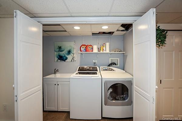 Interior, Recessed Lighting, Utility Closets, Washer