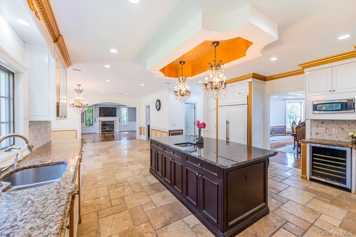 Chandelier, Fireplace, Interior, Kitchen, Recessed Lighting