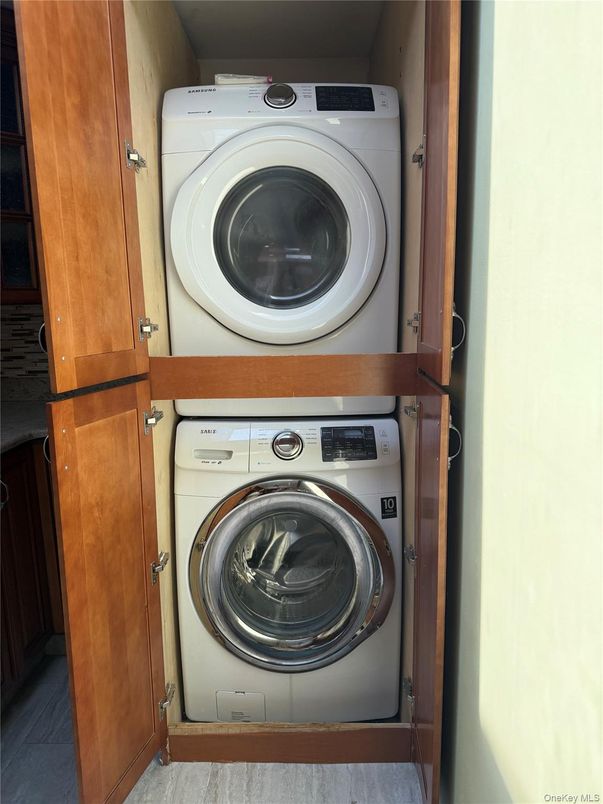 Interior, Utility Closets, Washer