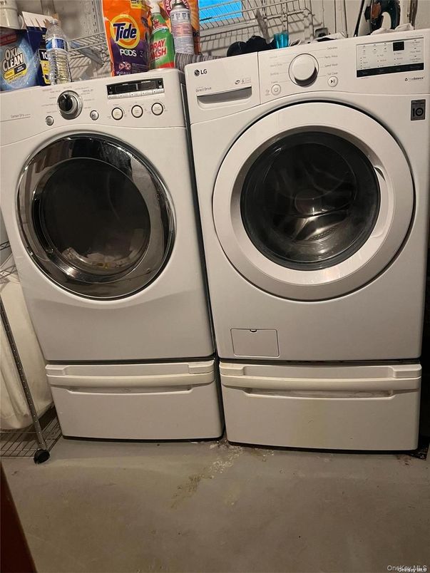 Interior, Utility Closets, Washer