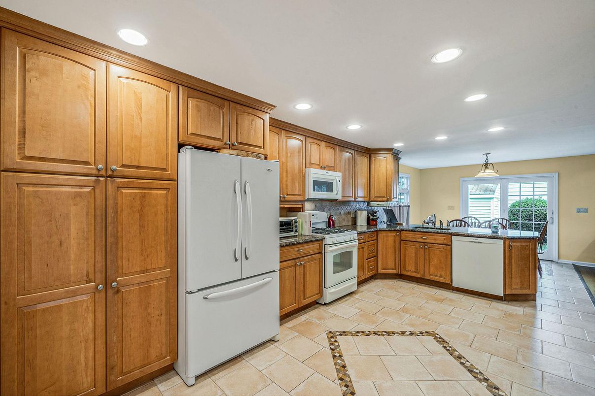 Interior, Kitchen, Pendant Lights, Recessed Lighting