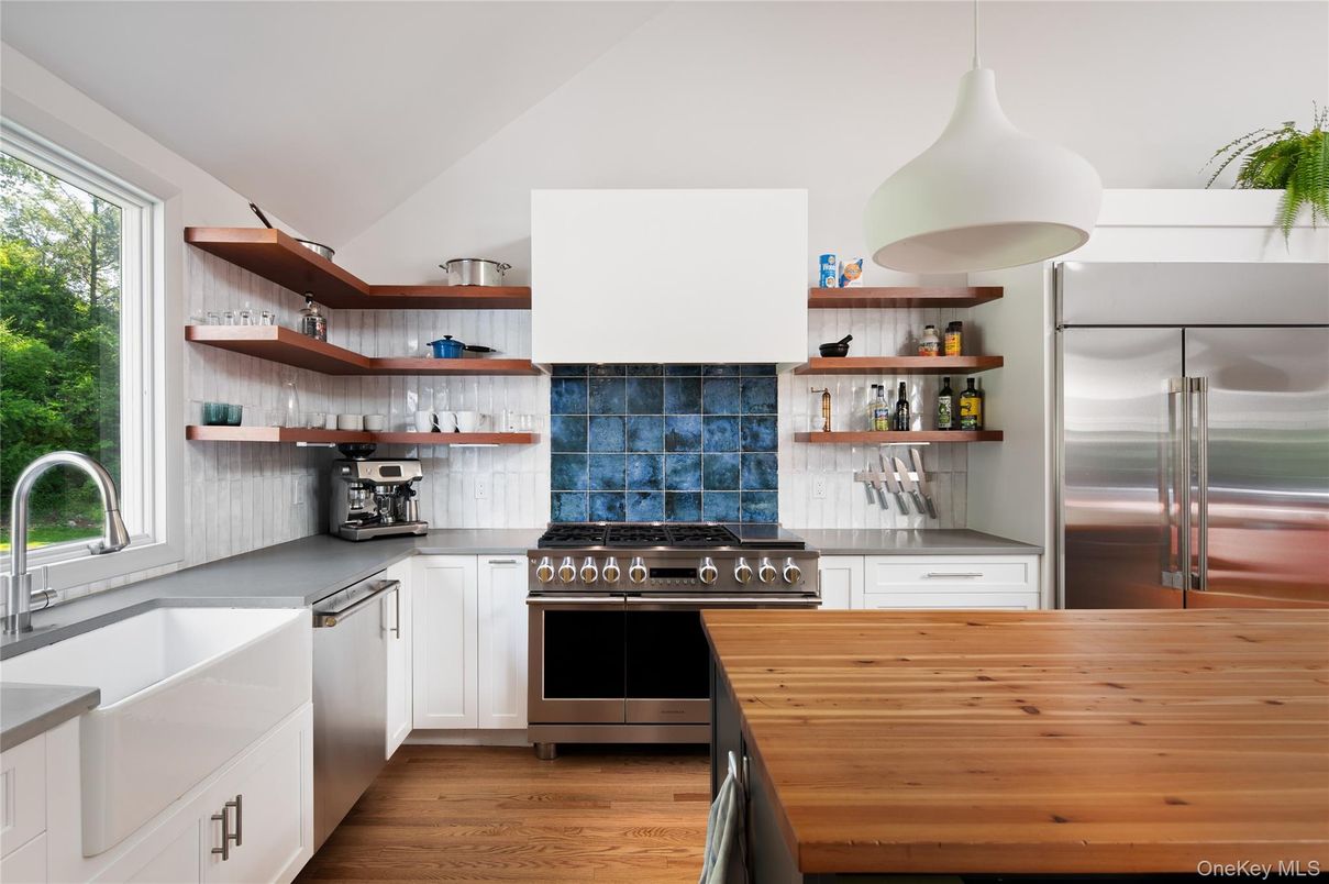 Interior, Kitchen, Pendant Lights, Stainless Steel Appliances, Wood Texture Flooring