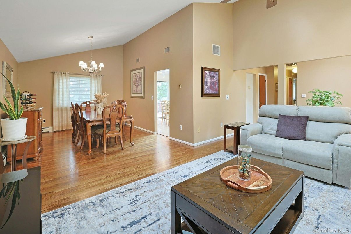 Chandelier, Dining room, Interior, Living room, Wood Texture Flooring