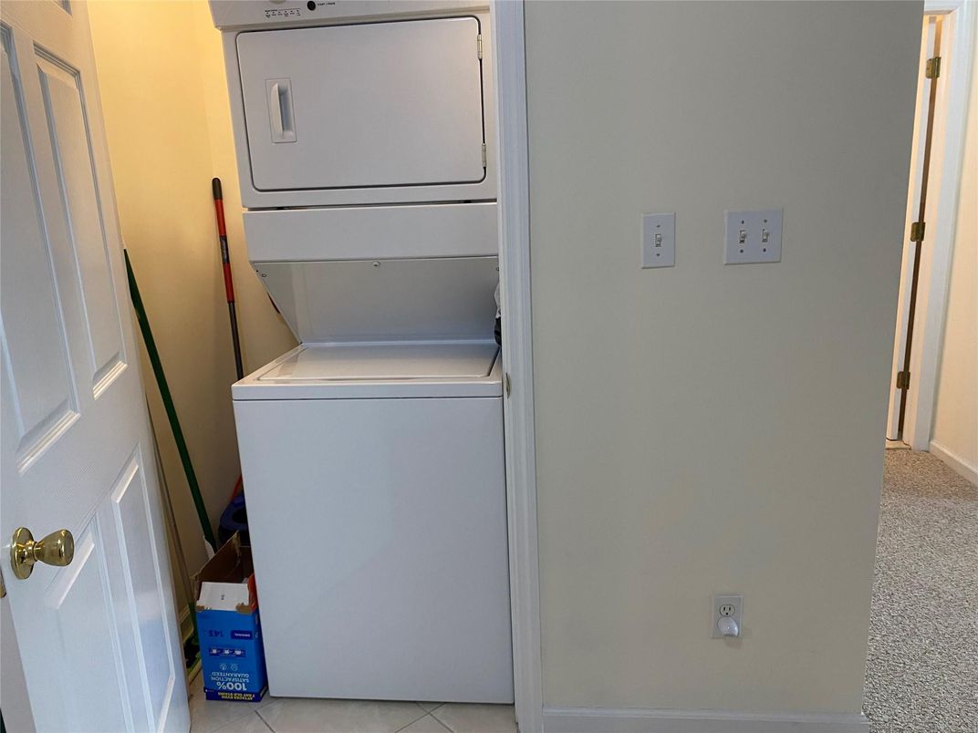 Interior, Utility Closets, Washer