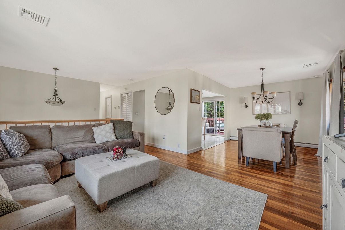 Dining room, Interior, Living room, Pendant Lights, Wood Texture Flooring