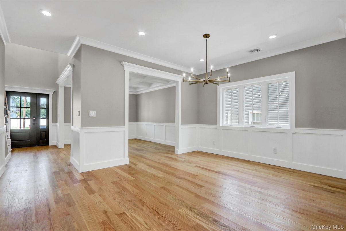 Empty room, Interior, Pendant Lights, Recessed Lighting, Wood Texture Flooring