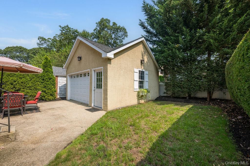 Backyard, Detached Garage, Exterior