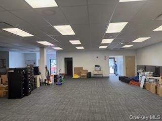 Fitness Equipment, Interior, Recessed Lighting