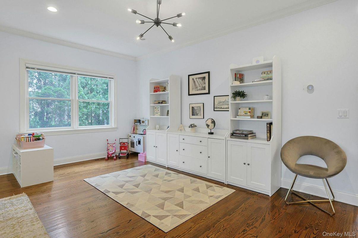 Interior, Pendant Lights, Recessed Lighting, Wood Texture Flooring