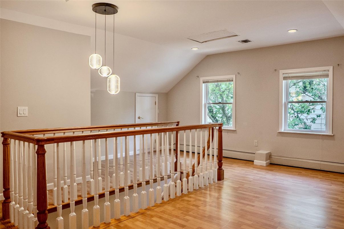 Interior, Pendant Lights, Recessed Lighting, Wood Texture Flooring