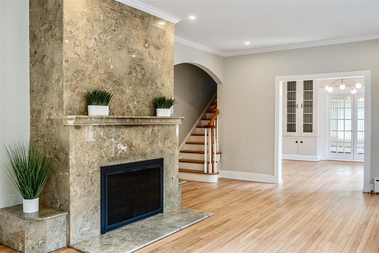 Fireplace, Interior, Recessed Lighting, Wood Texture Flooring