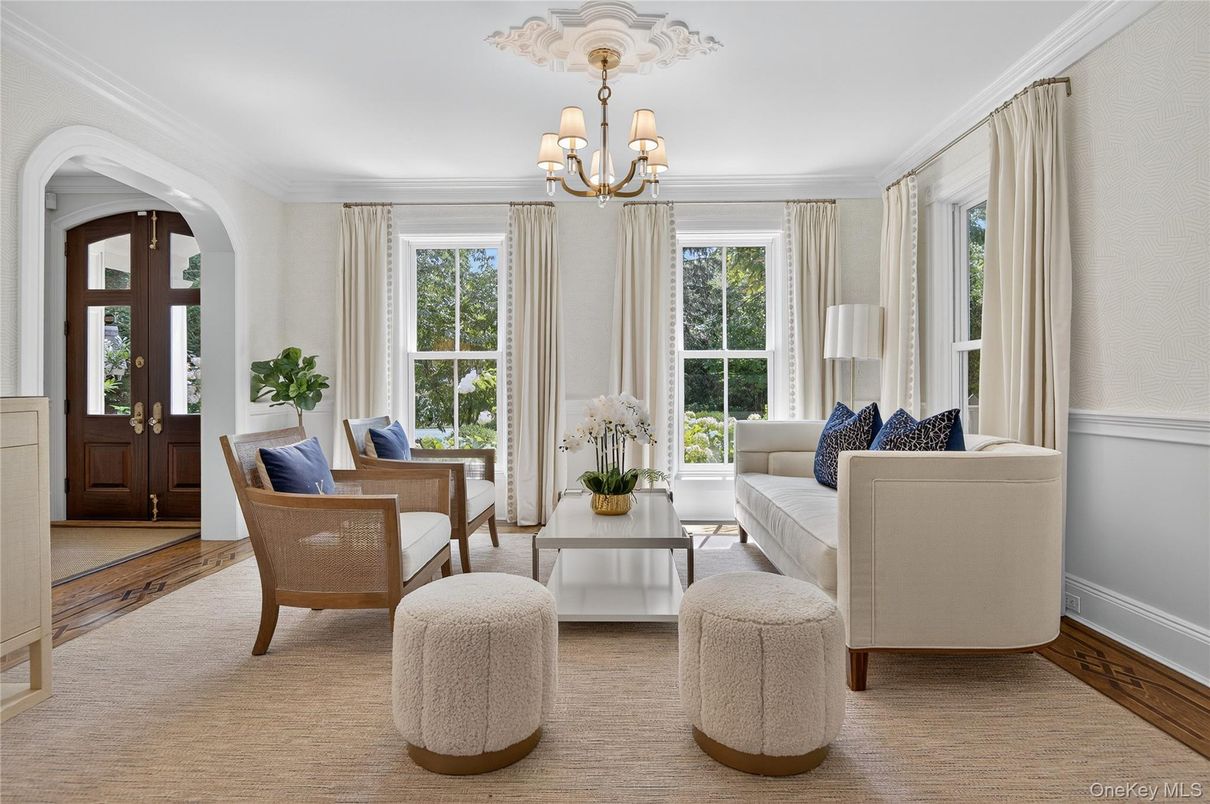 Chandelier, Interior, Living room, Wood Texture Flooring