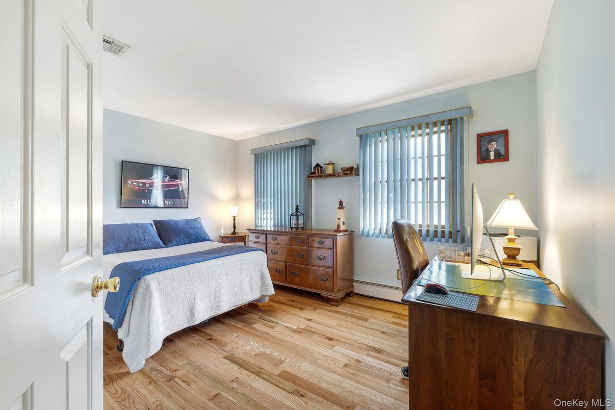 Bedroom, Home Office, Interior, Wood Texture Flooring