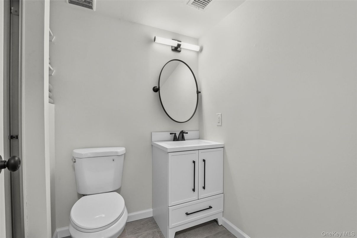 Bathroom, Interior