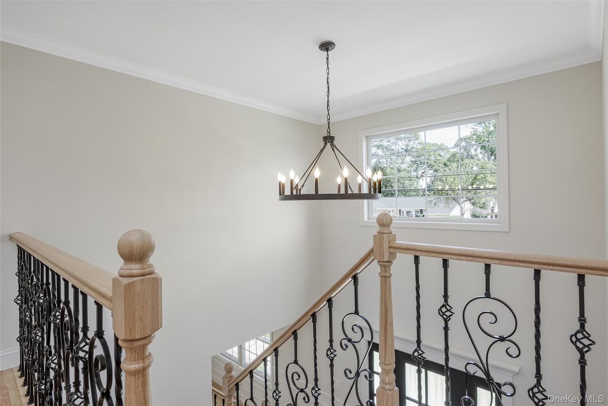 Chandelier, Interior