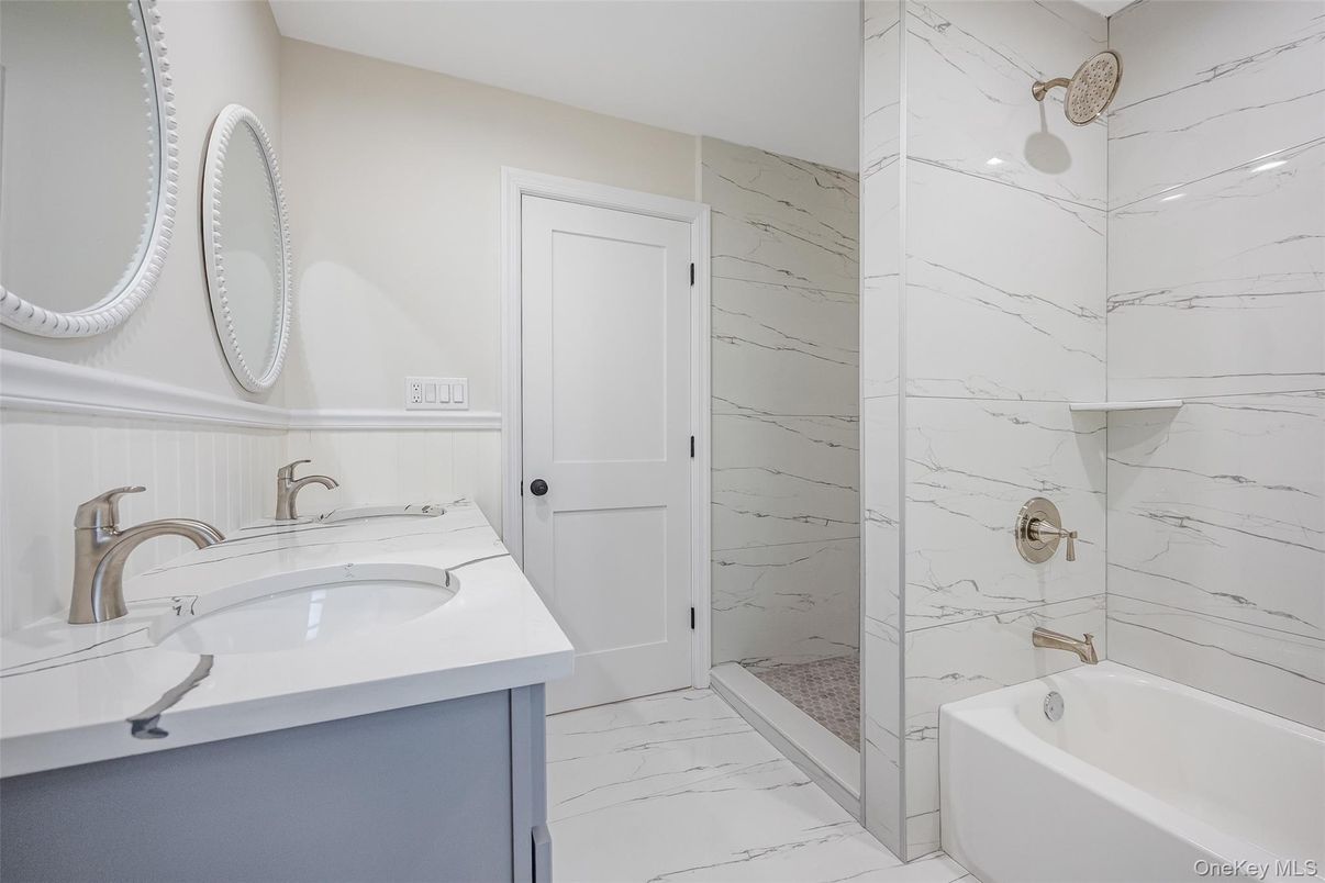 Bathroom, Interior, Marble, Marble Walls