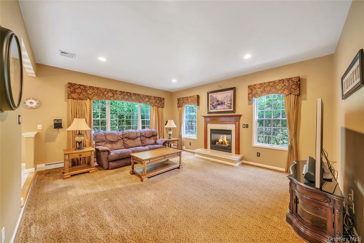 Fireplace, Interior, Living room, Recessed Lighting