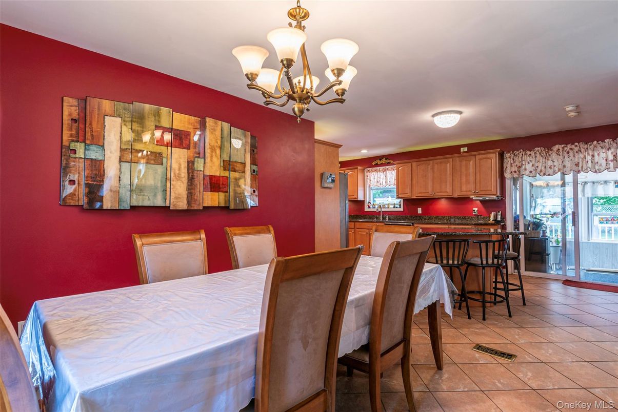Chandelier, Dining room, Interior, Kitchen, Recessed Lighting