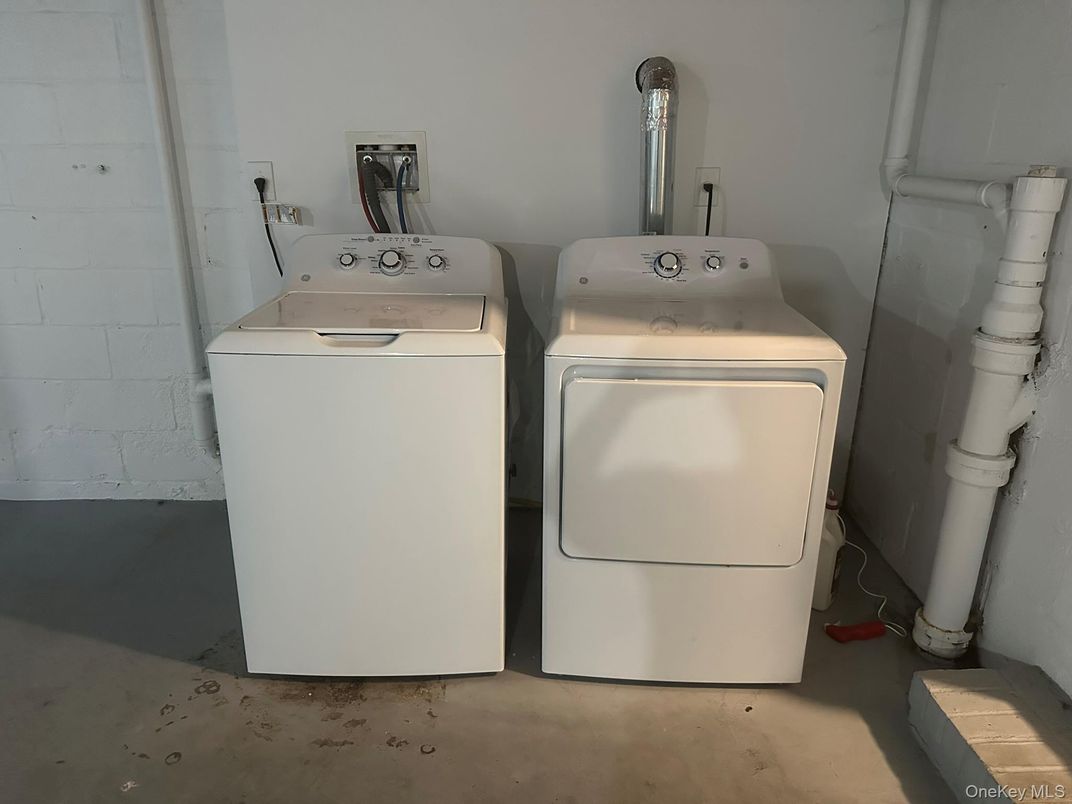 Interior, Utility Closets, Washer