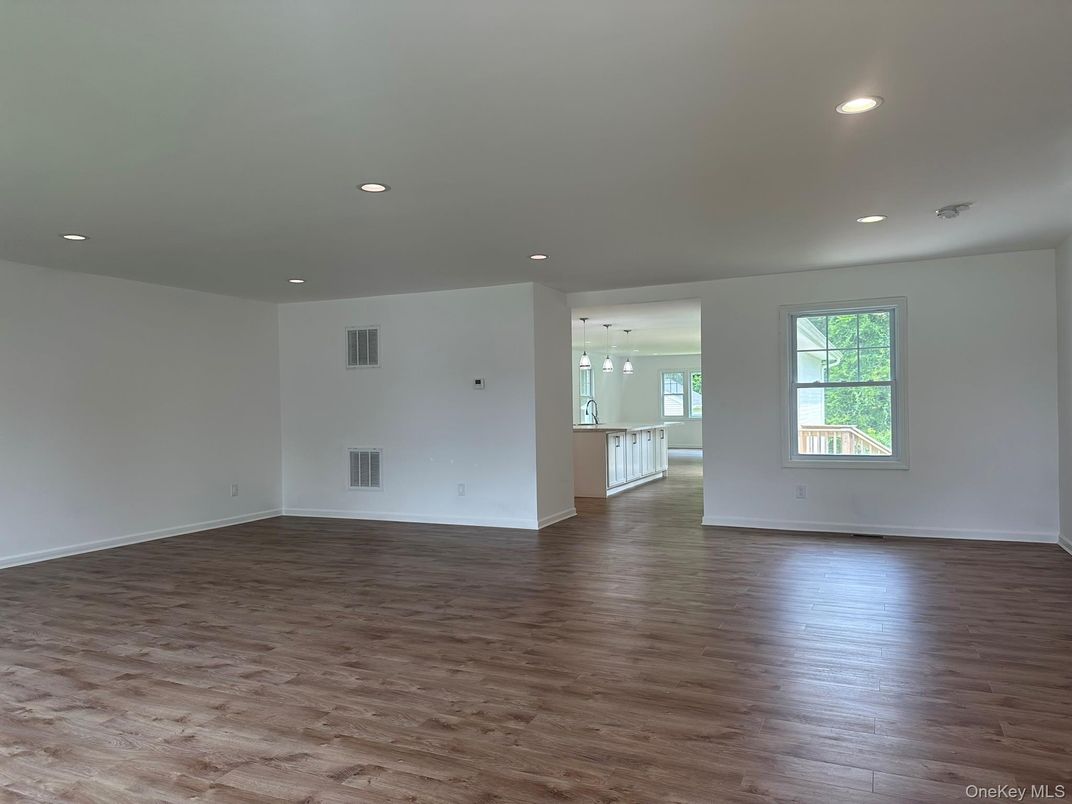 Empty room, Interior, Pendant Lights, Recessed Lighting, Wood Texture Flooring