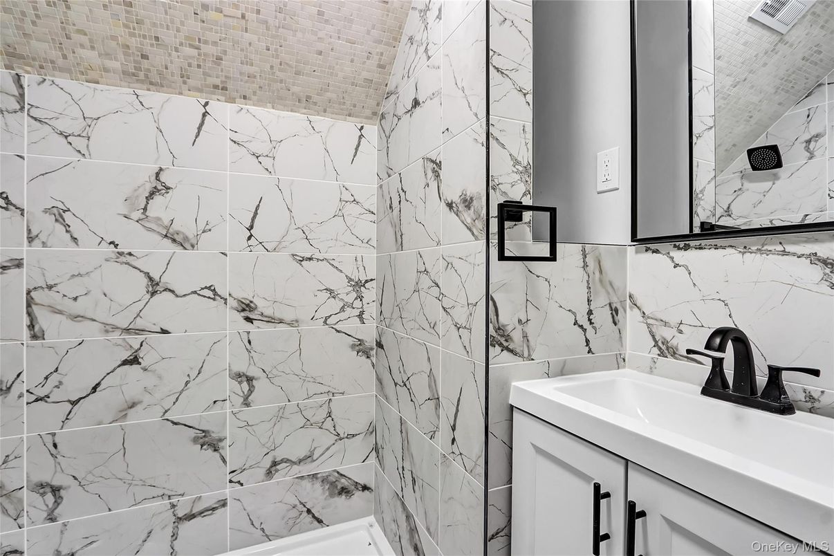 Bathroom, Interior, Marble Walls