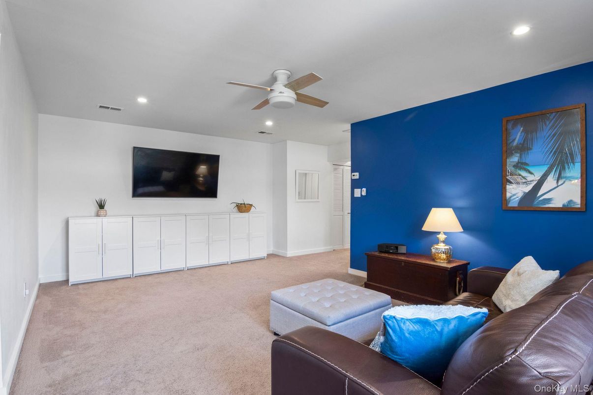 Interior, Living room, Recessed Lighting