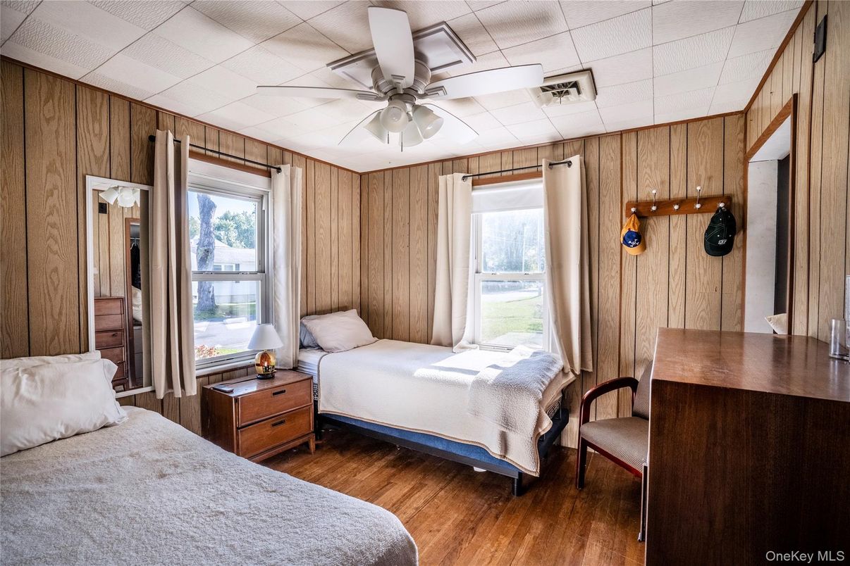 Bedroom, Interior, Wood Texture Flooring, Wooden Walls