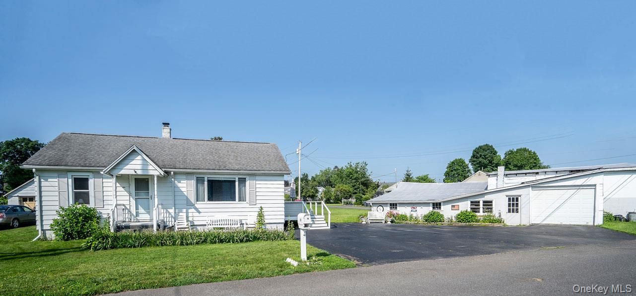 Attached, Exterior, Facade, Solar Panels, Cape Cod