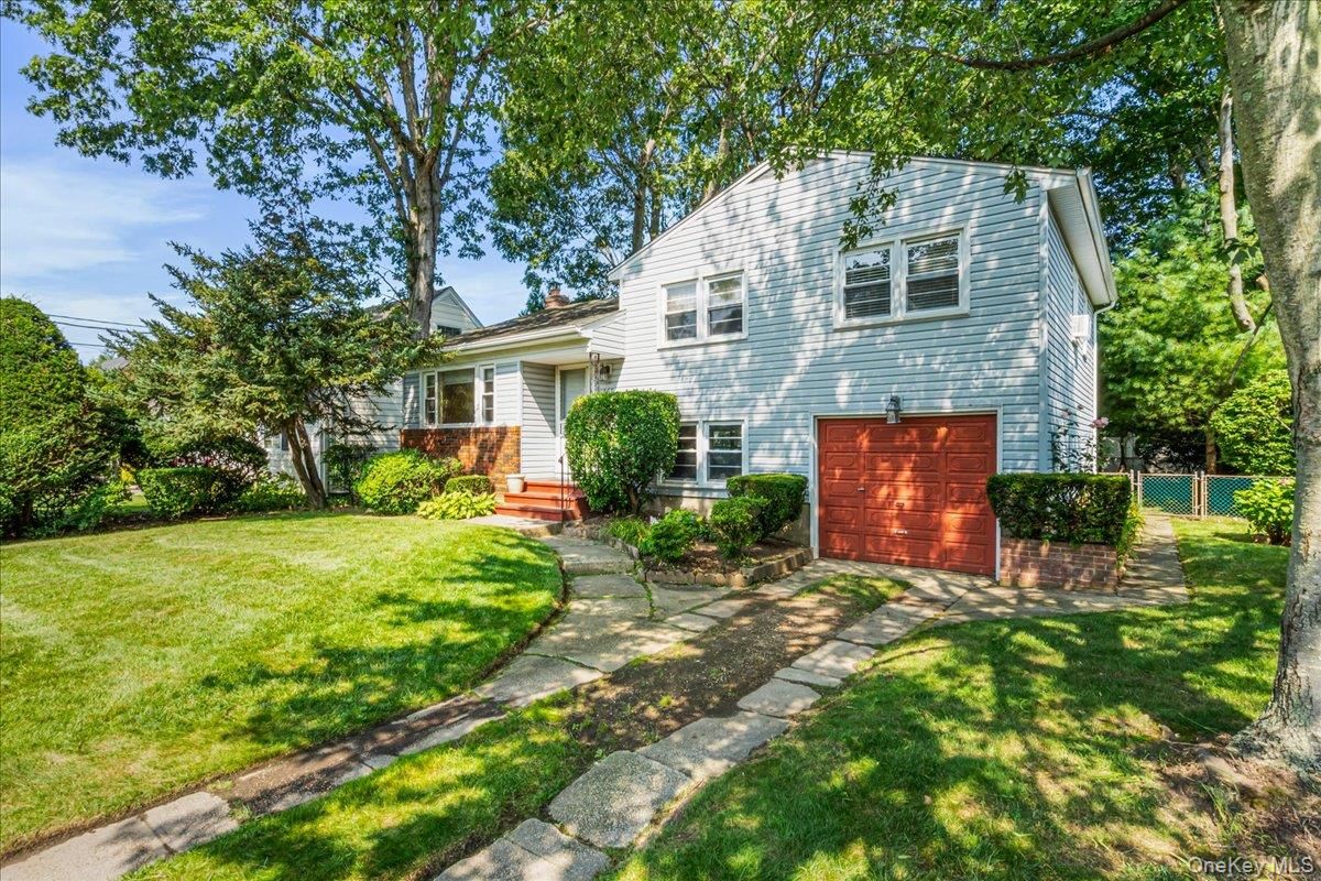 Attached, Backyard, Exterior, Facade, Split Level