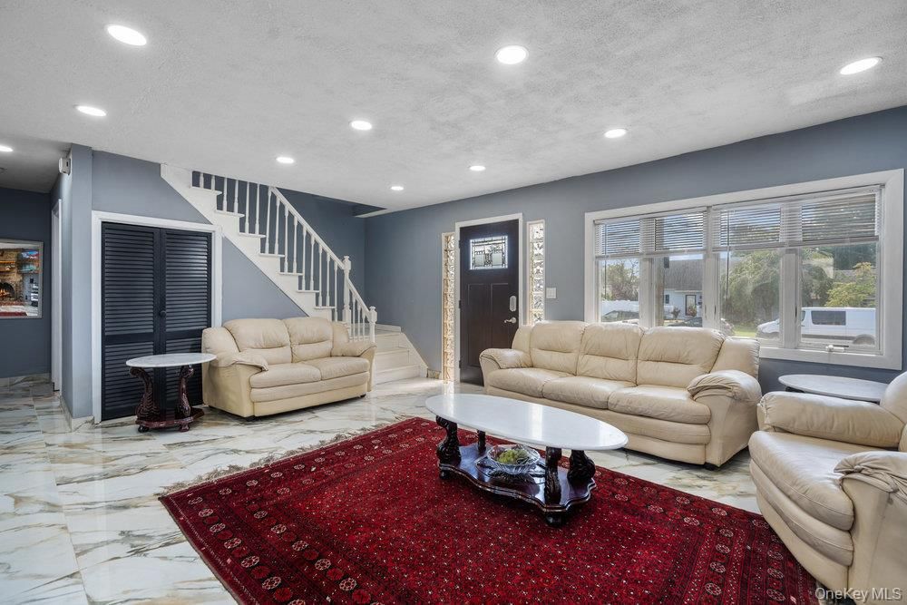 Interior, Living room, Marble, Recessed Lighting
