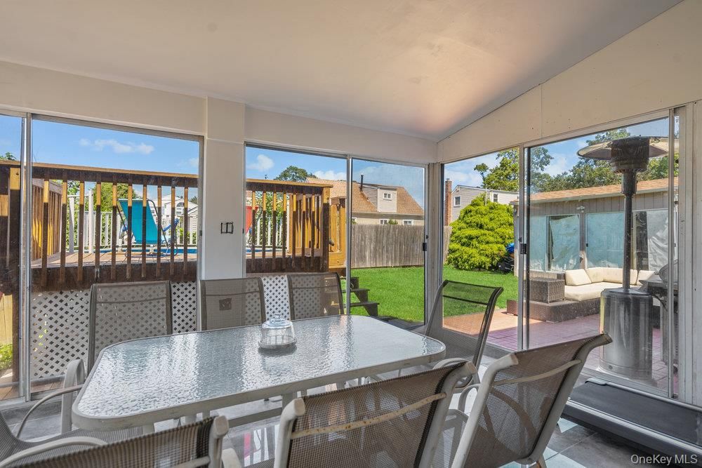 Dining room, Interior, Sun Room