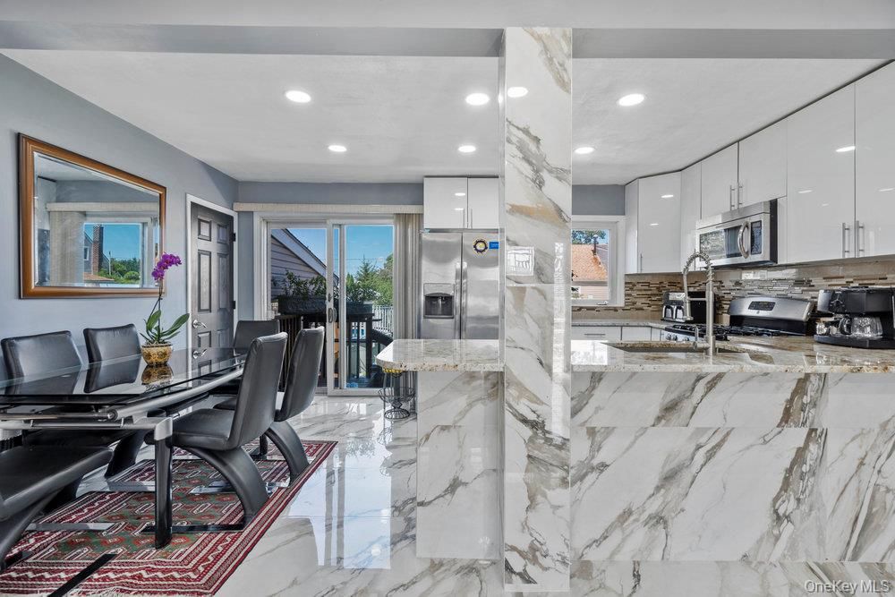 Dining room, Interior, Kitchen, Marble, Recessed Lighting, Stainless Steel Appliances