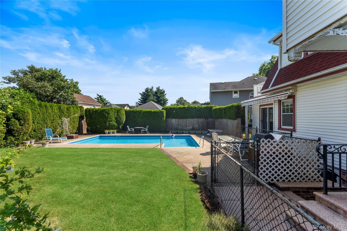 Backyard, Exterior, Pool