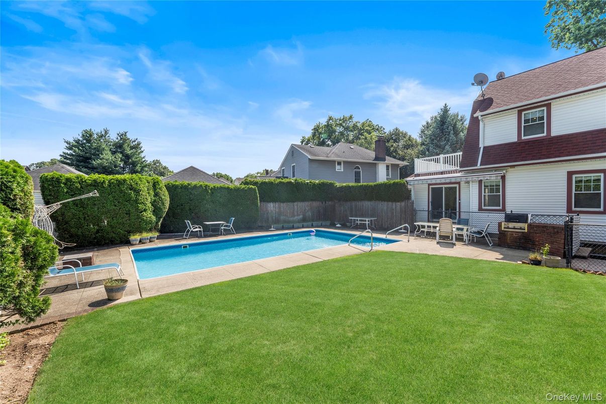 Backyard, Exterior, Pool