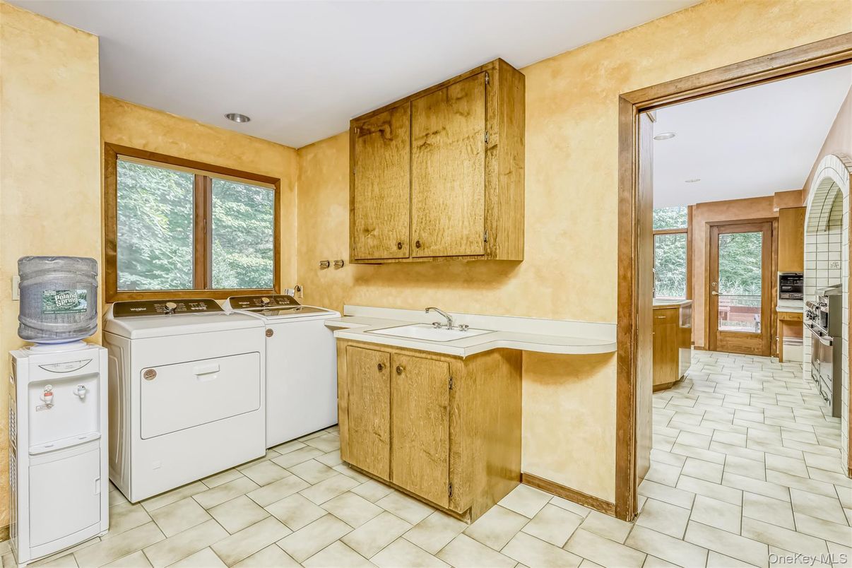Interior, Recessed Lighting, Washer