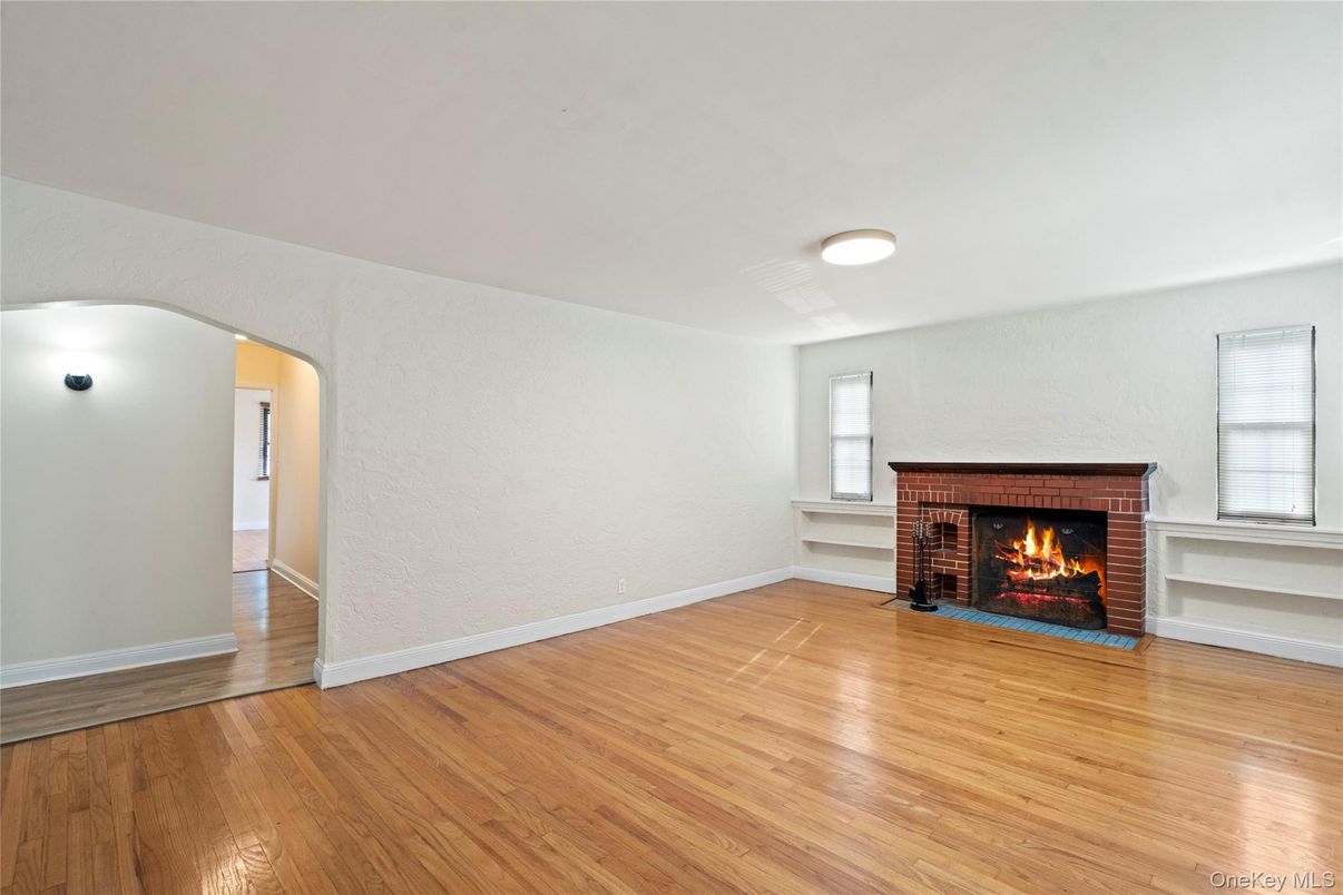 Empty room, Fireplace, Interior, Wood Texture Flooring