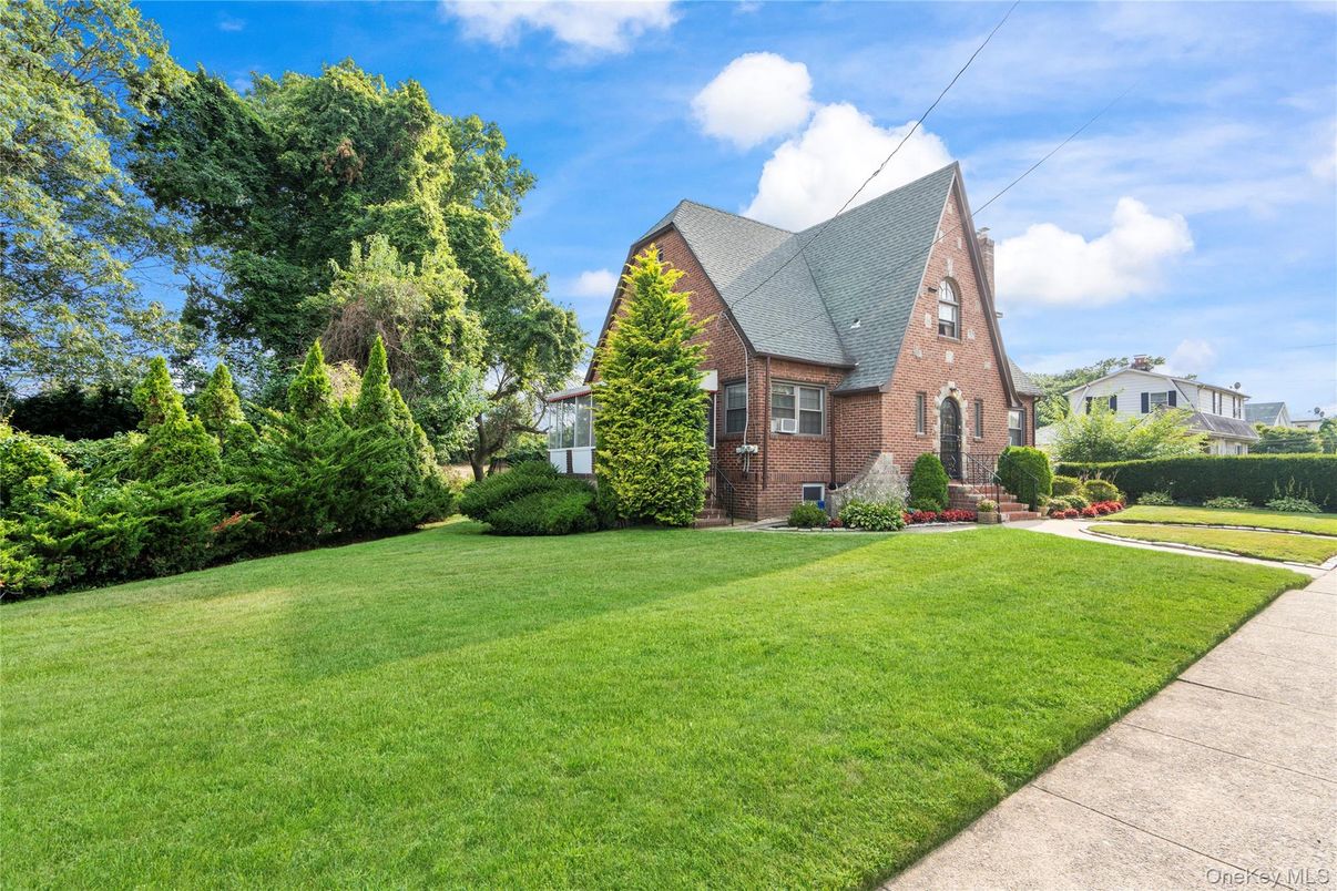 Backyard, Exterior, Facade, Brick Facade, Tudor Revival