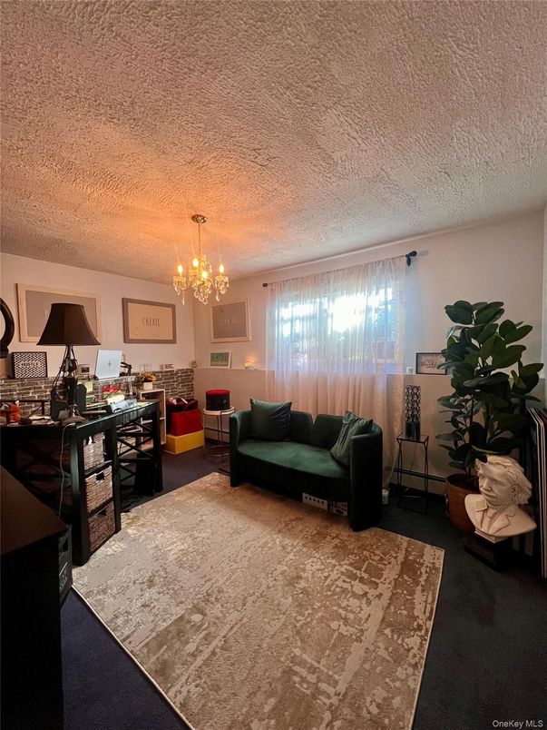 Chandelier, Interior, Living room