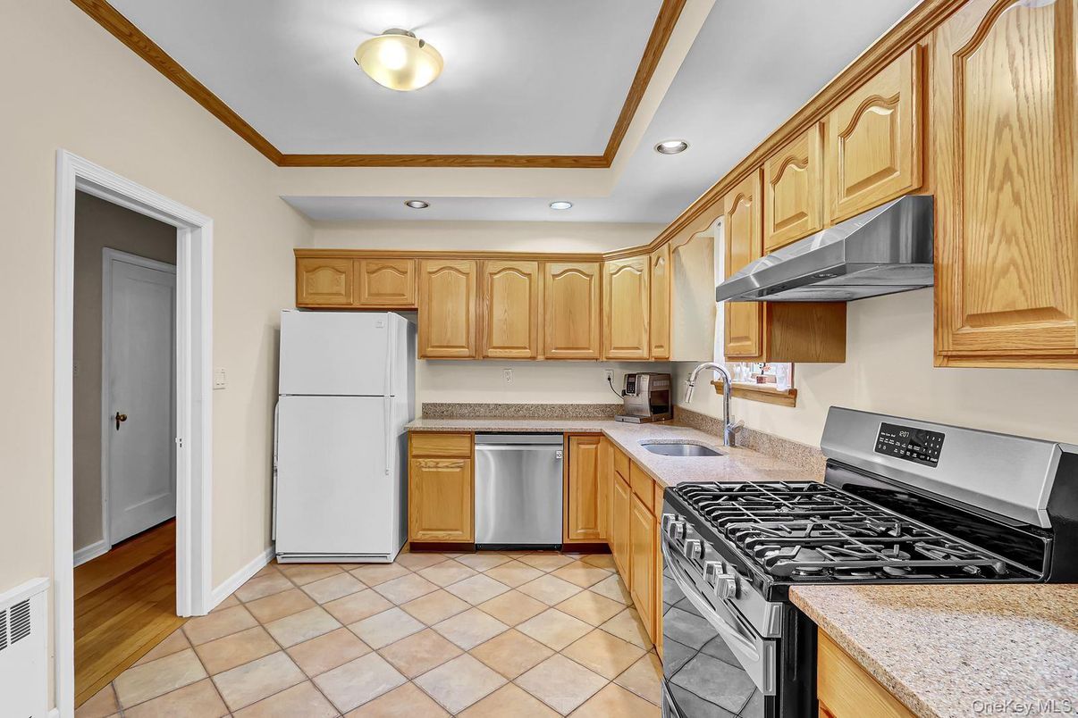 Interior, Kitchen, Recessed Lighting