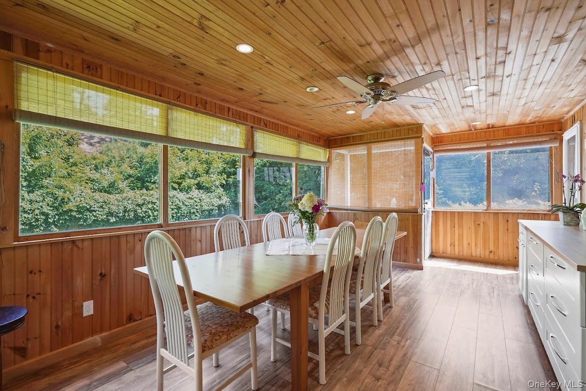 Dining room, Interior, Recessed Lighting, Wooden Ceilings, Wood Texture Flooring, Wooden Walls