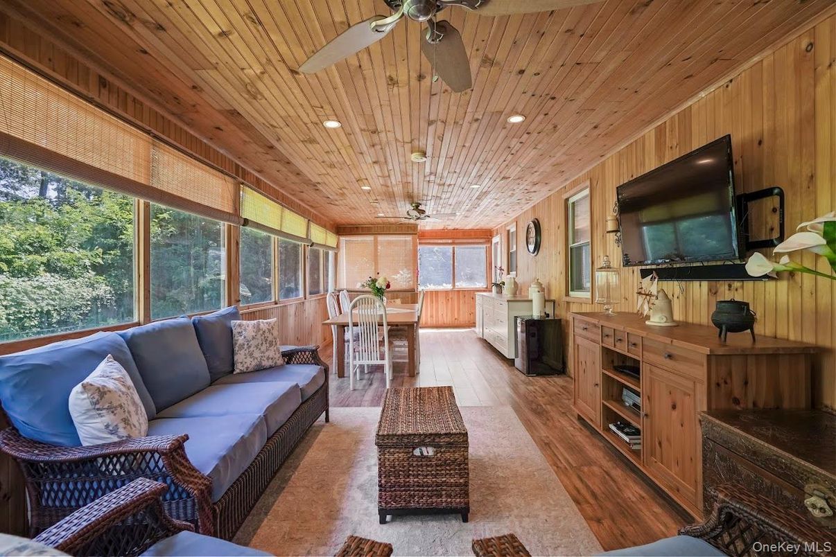 Dining room, Interior, Living room, Recessed Lighting, Wooden Ceilings, Wood Texture Flooring