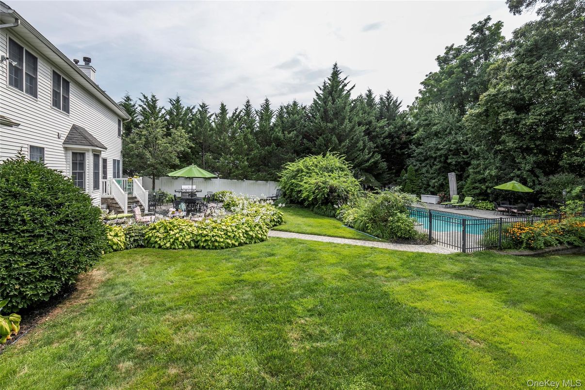 Backyard, Exterior, Pool