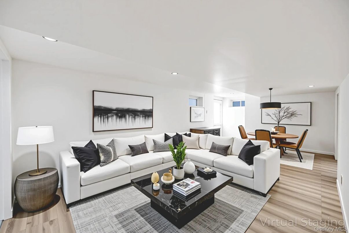 Dining room, Interior, Living room, Pendant Lights, Recessed Lighting, Wood Texture Flooring