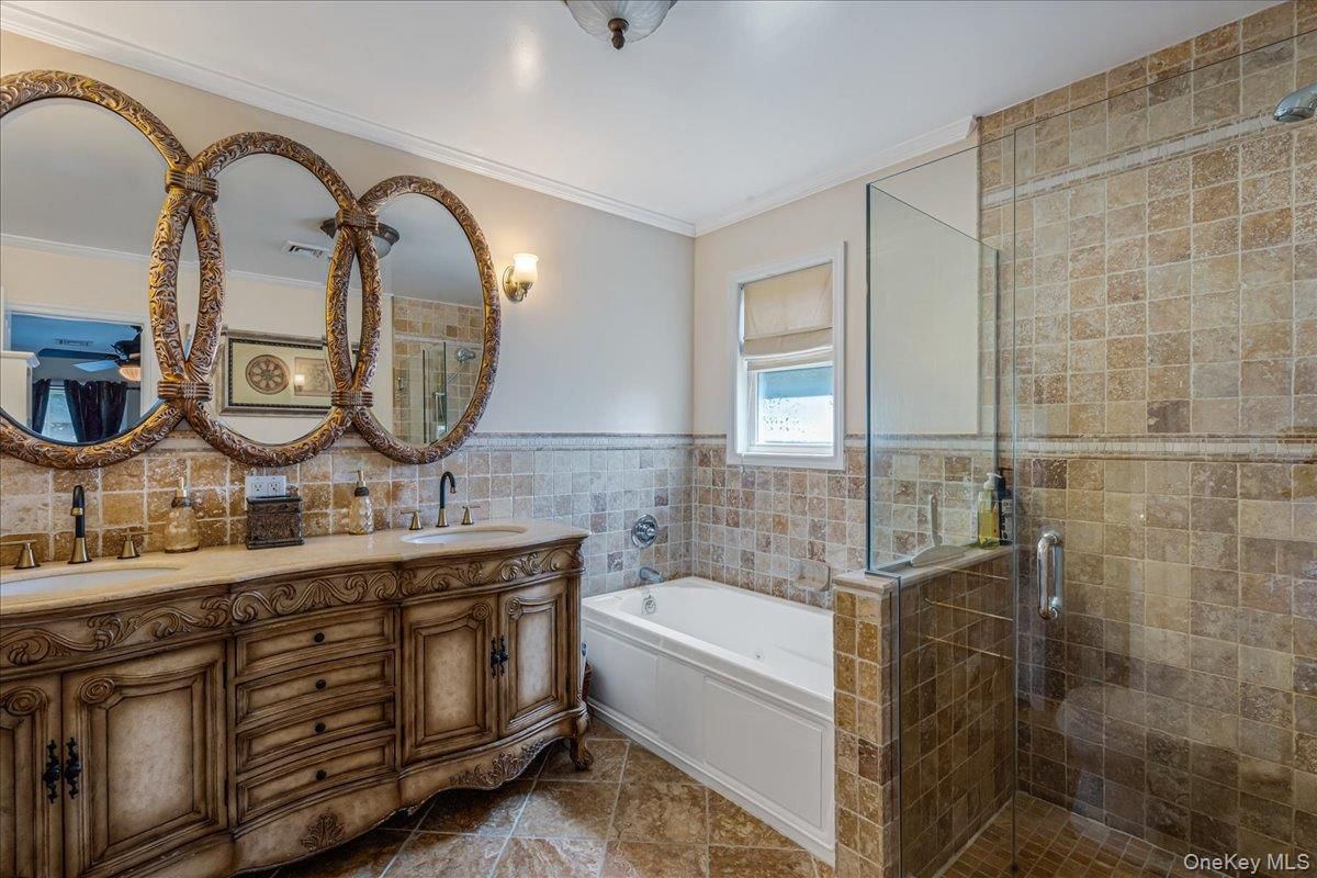 Bathroom, Dual Sink Vanities, Glass Shower, Interior
