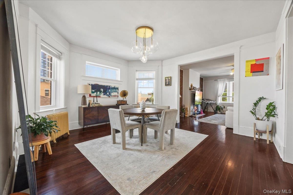 Dining room, Interior, Wood Texture Flooring